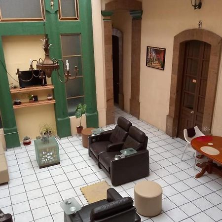 Hostal Guadalajara Buitenkant foto
