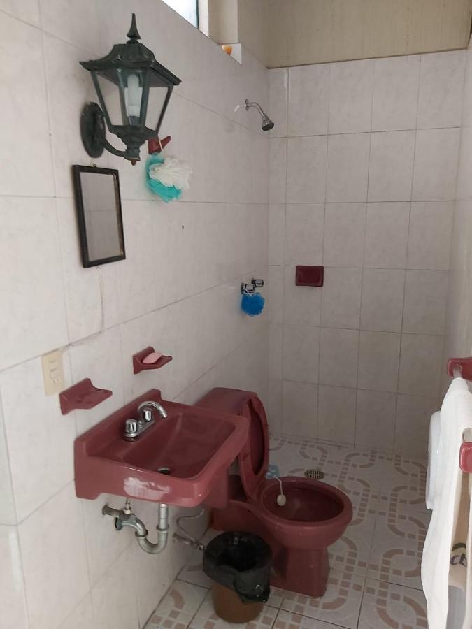 Hostal Guadalajara Buitenkant foto