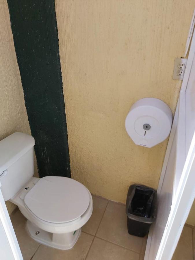 Hostal Guadalajara Buitenkant foto